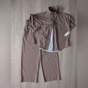 NWT Albion Fit 2pc Cinnamon Stripe Set